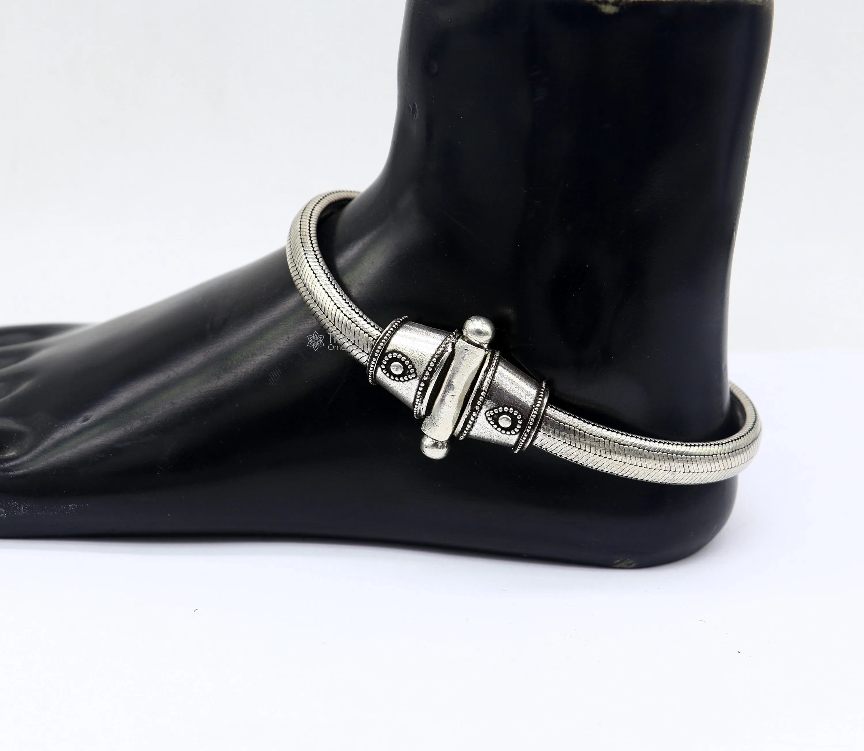 8.5mm Solid 925 sterling silver half round D shape snake anklets, foot bracelet, unique stylish gorgeous looking ankle jewelry india ank615