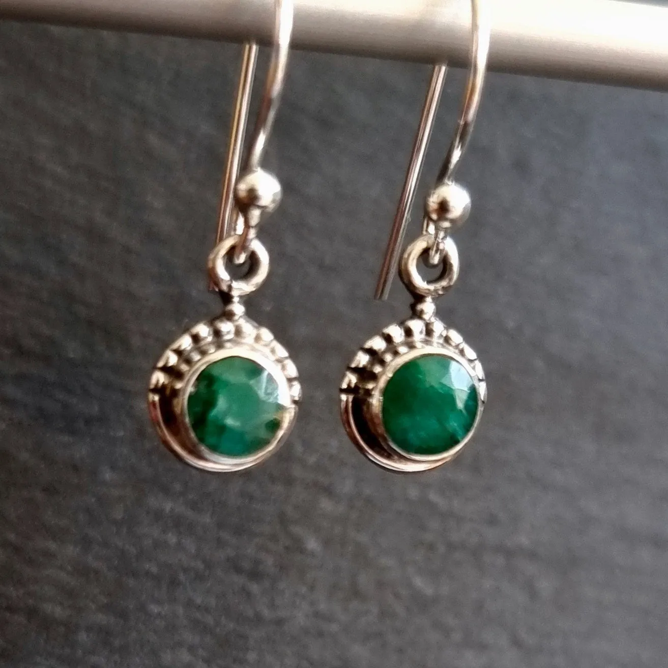 Boho Round 5mm/6mm Emerald 925 Silver Earrings, E91EM