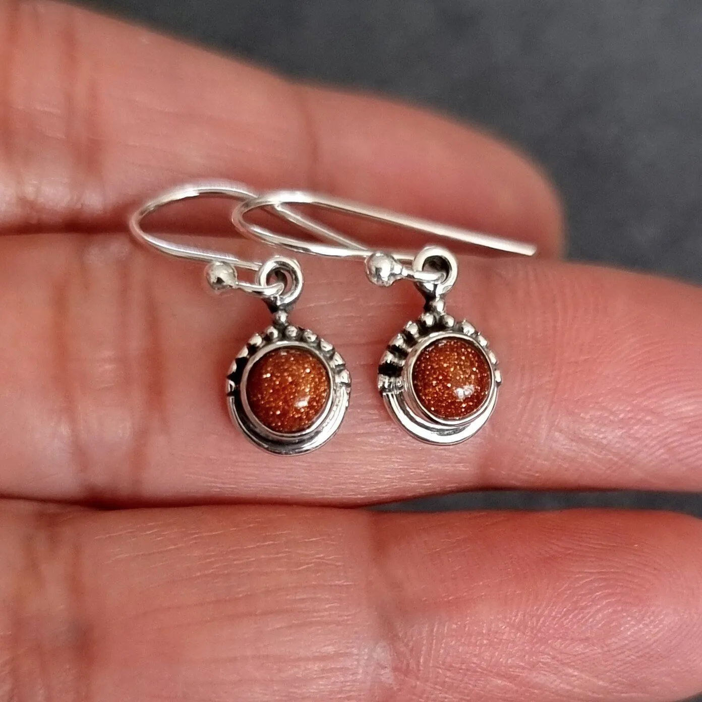 Boho Round 5mm/6mm Goldstone 925 Silver Earrings, E91GS