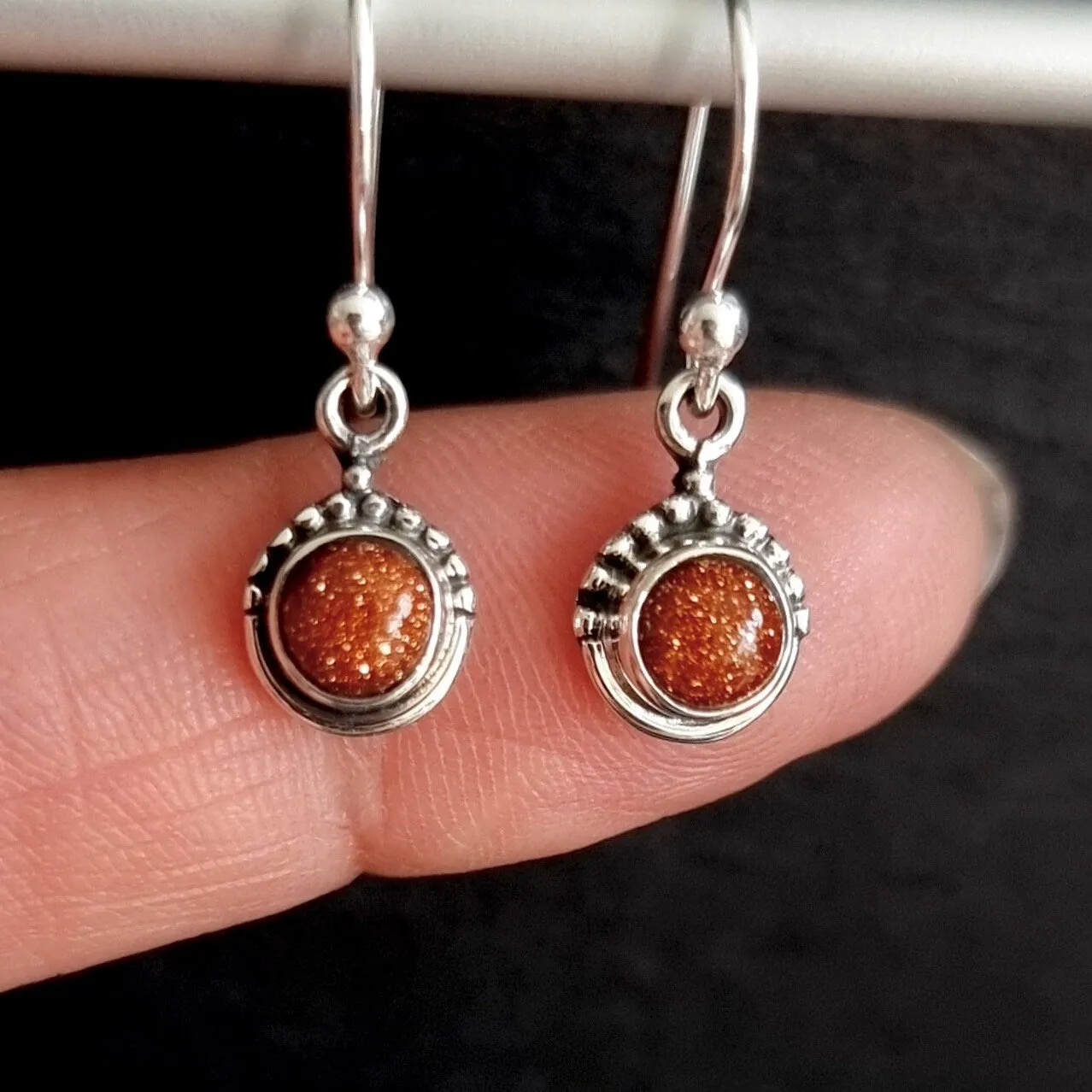 Boho Round 5mm/6mm Goldstone 925 Silver Earrings, E91GS