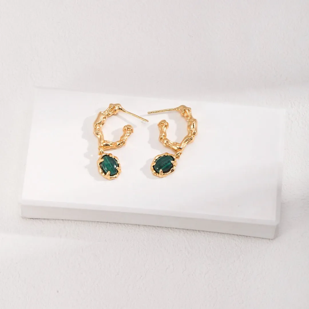 C-shaped Malachite Earrings Gold