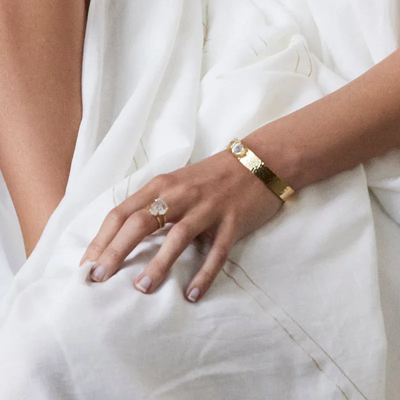 HALCYON WRIST CUFF | CLEAR QUARTZ