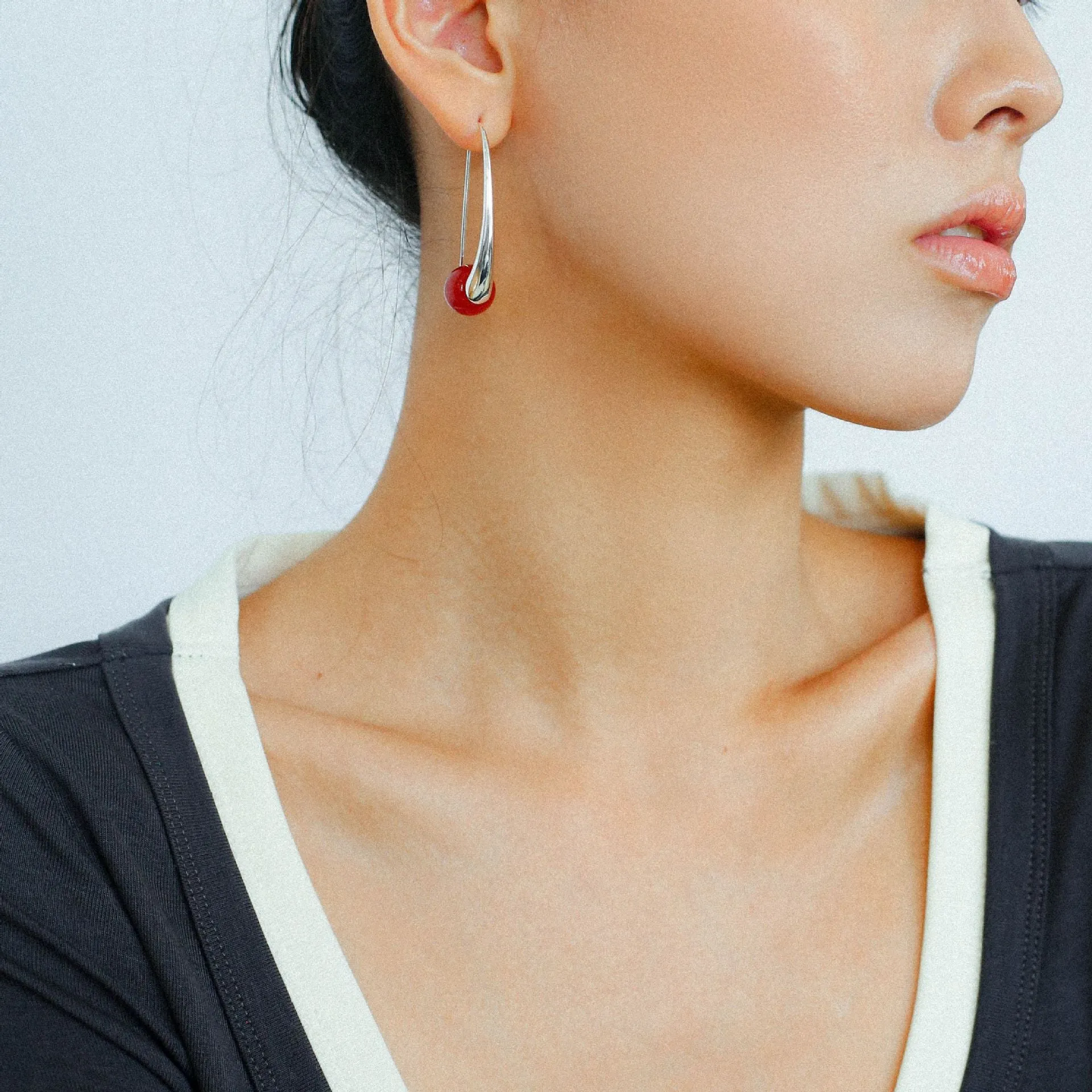 Handmade Gray Agate Red Agate Stone Ear Hook
