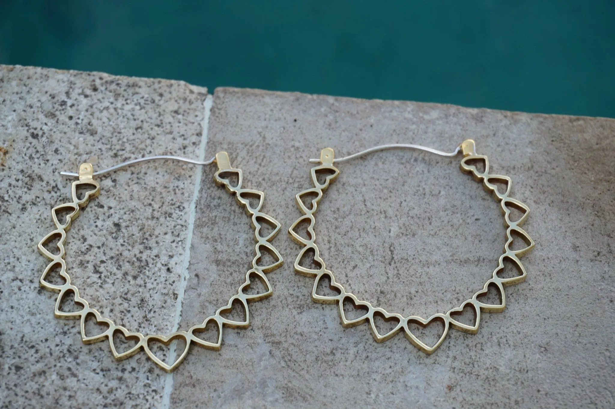Heart hoop earrings-brass