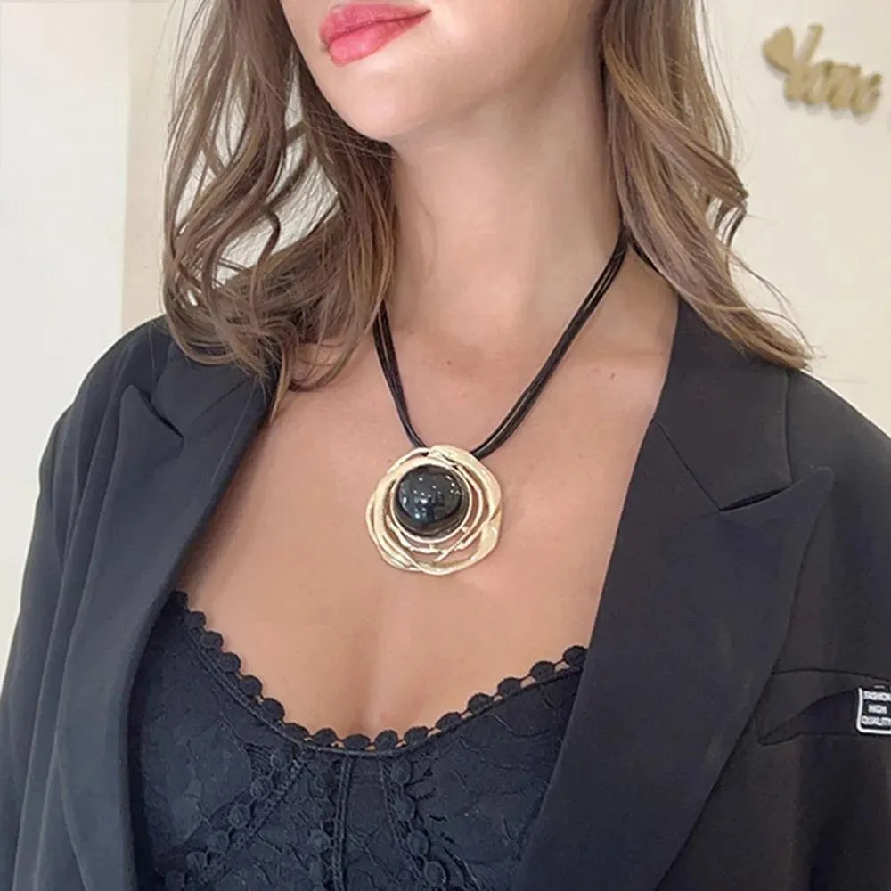 Hollow Out Irregularity Alloy Pendant Necklace Large Bead Choker Necklace