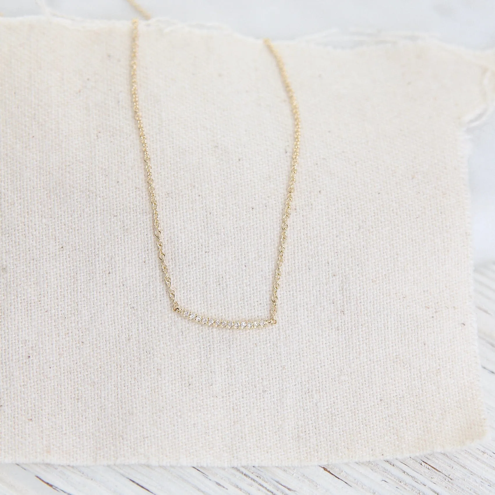 Mini Curved Bar Smile Necklace - 14K Yellow Gold