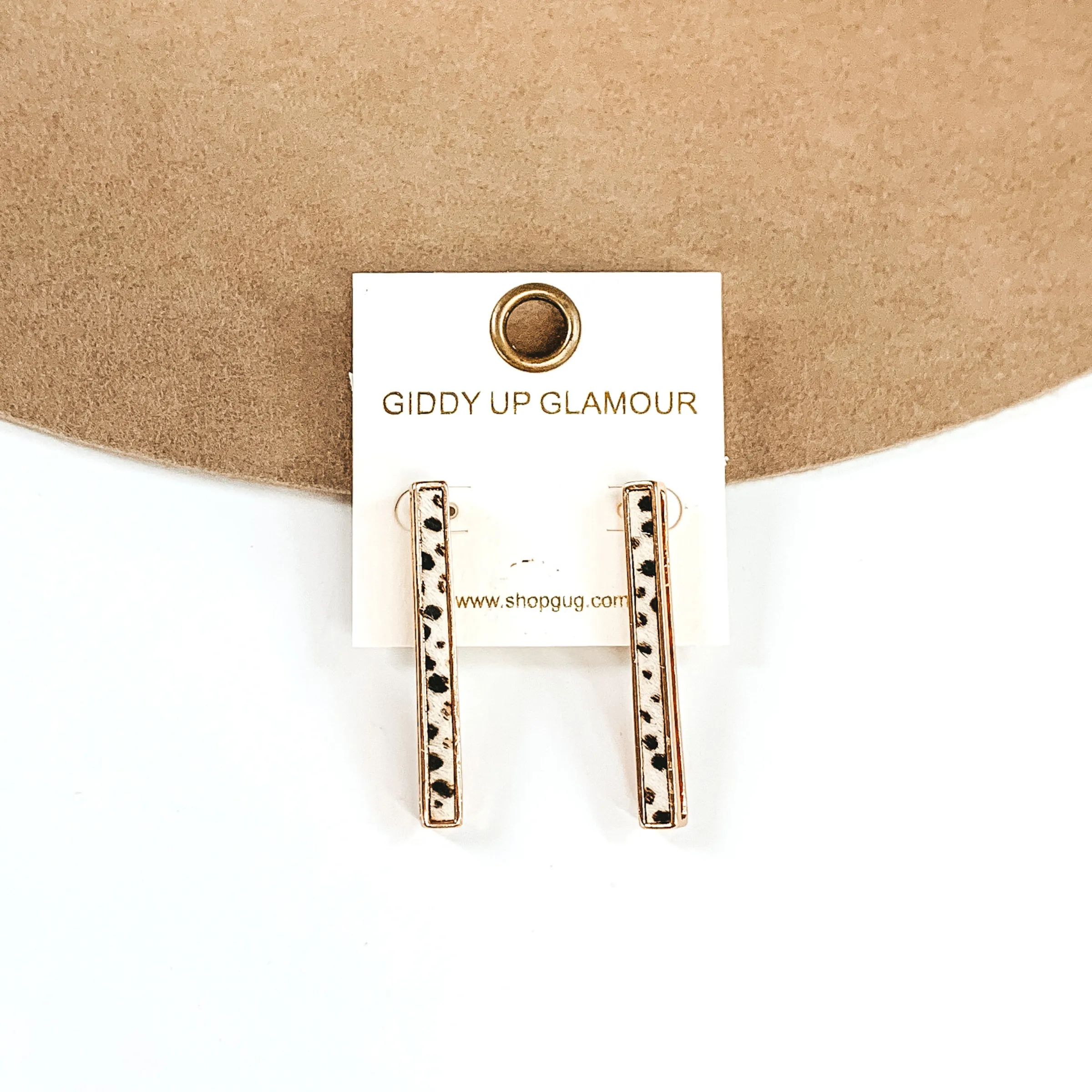 Rectangle Bar Earrings with White Dotted Print Inlay in Gold