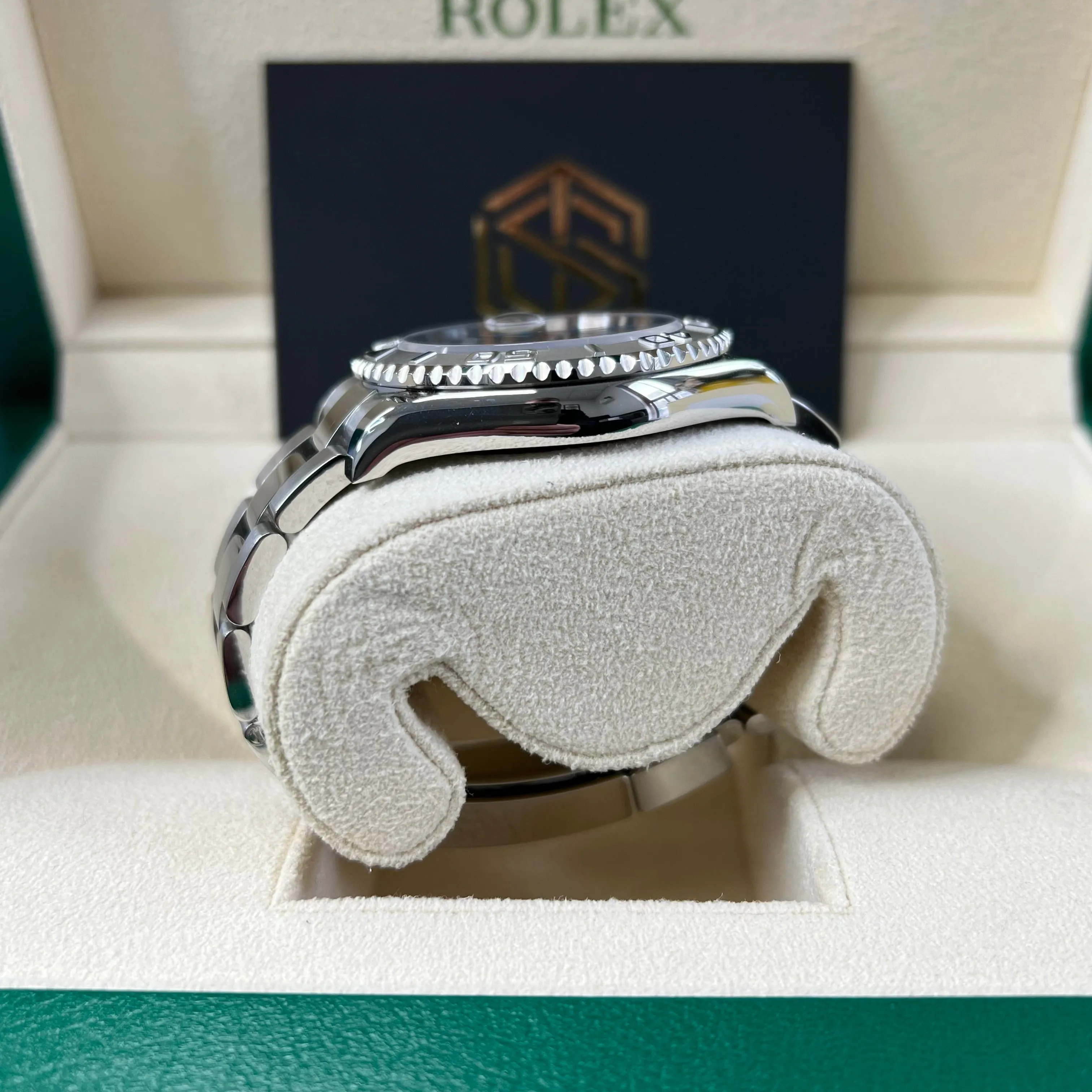 Rolex Yacht-Master 40 126622 Rhodium Dial 2022 Full Set Watch